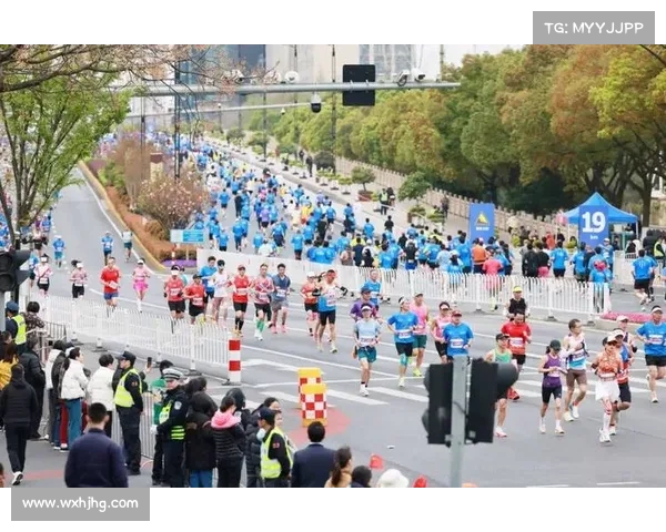 2015广州跑步盛事激情起航全城健康活力绽放